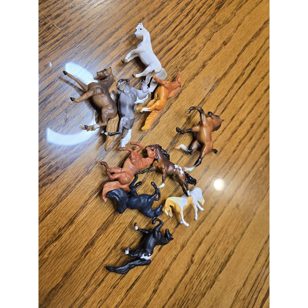 Breyer Model Horses Mixed Lot Of 31 - Picture 4 of 16
